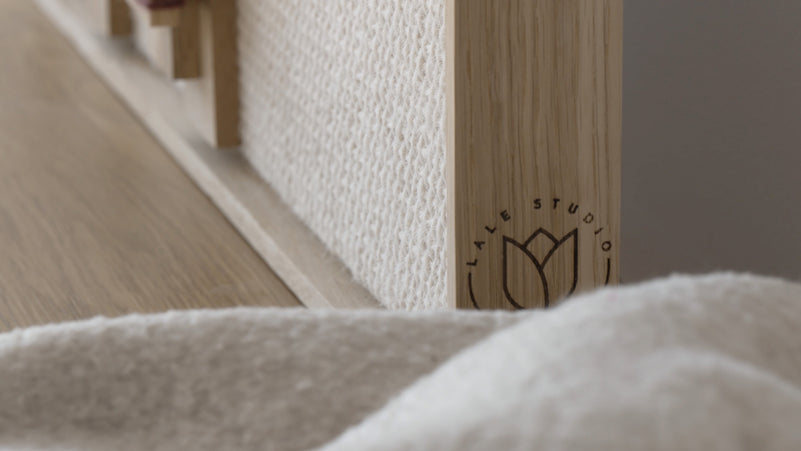 Grainline - Rhythmic Oak Tapestry