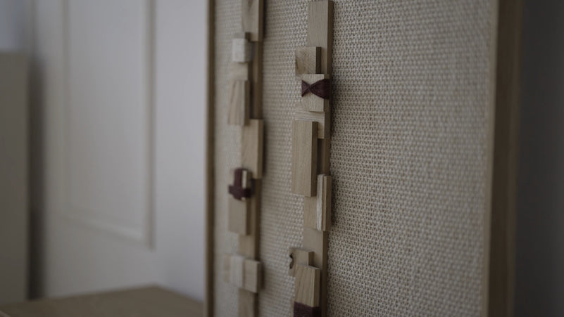 Grainline - Rhythmic Oak Tapestry