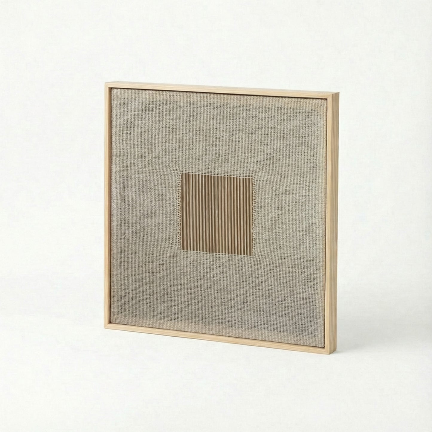 Diskuer - Framed Woven Wall Decoration