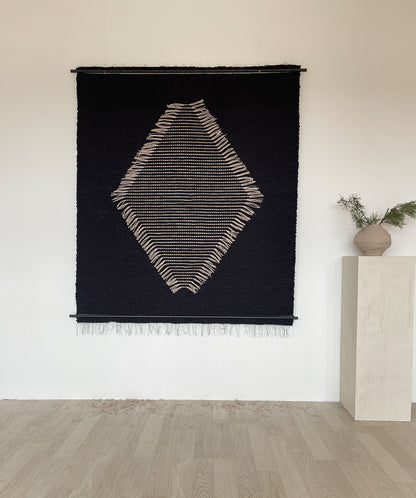 Rombo Black - Handwoven Natural Tapestry